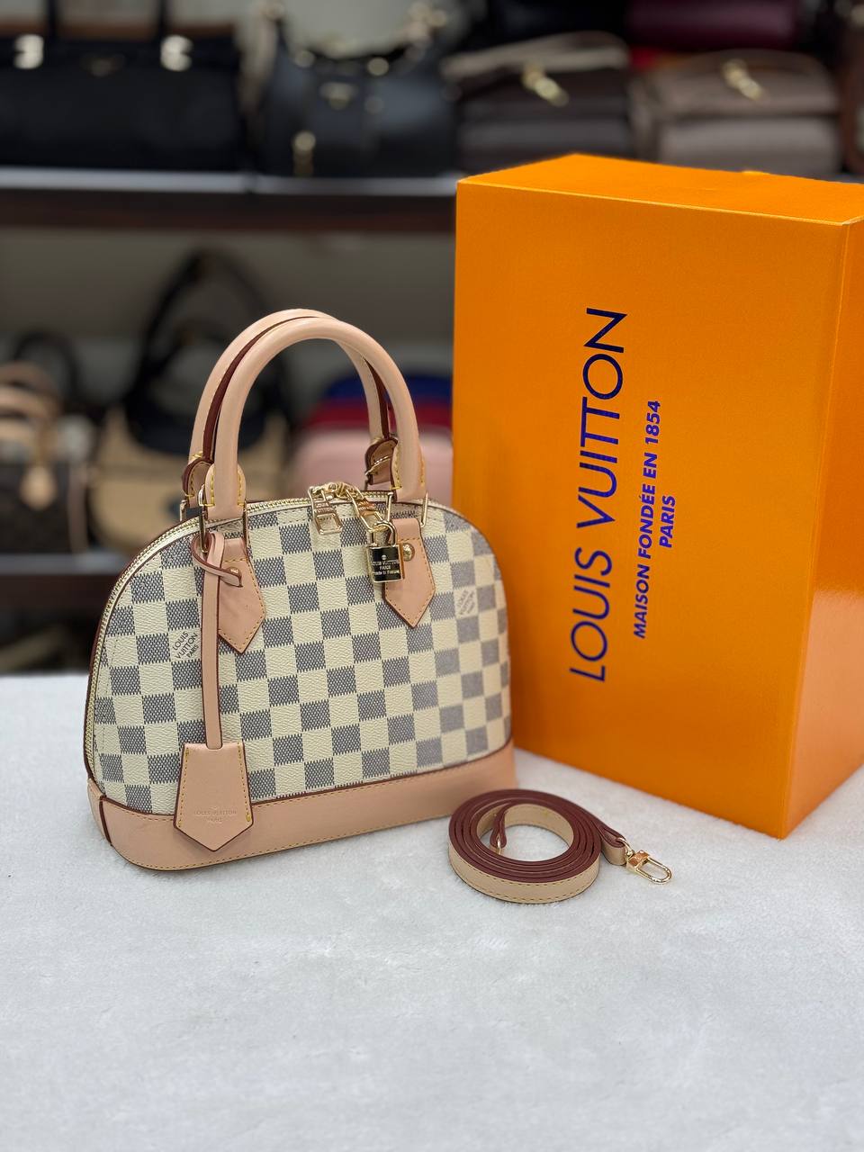 ALMA BAG