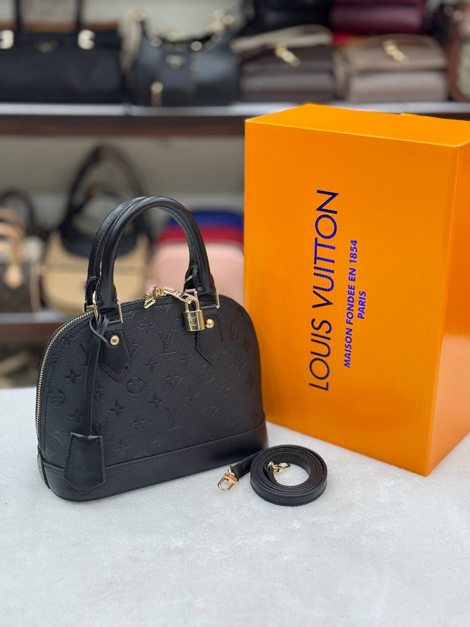ALMA BAG