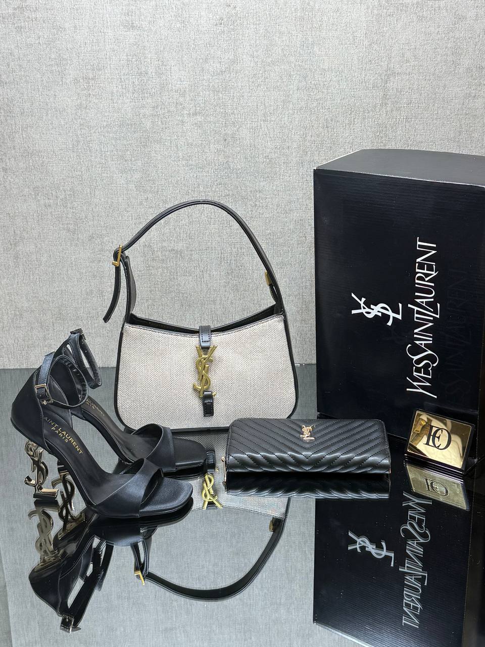 YVES SET