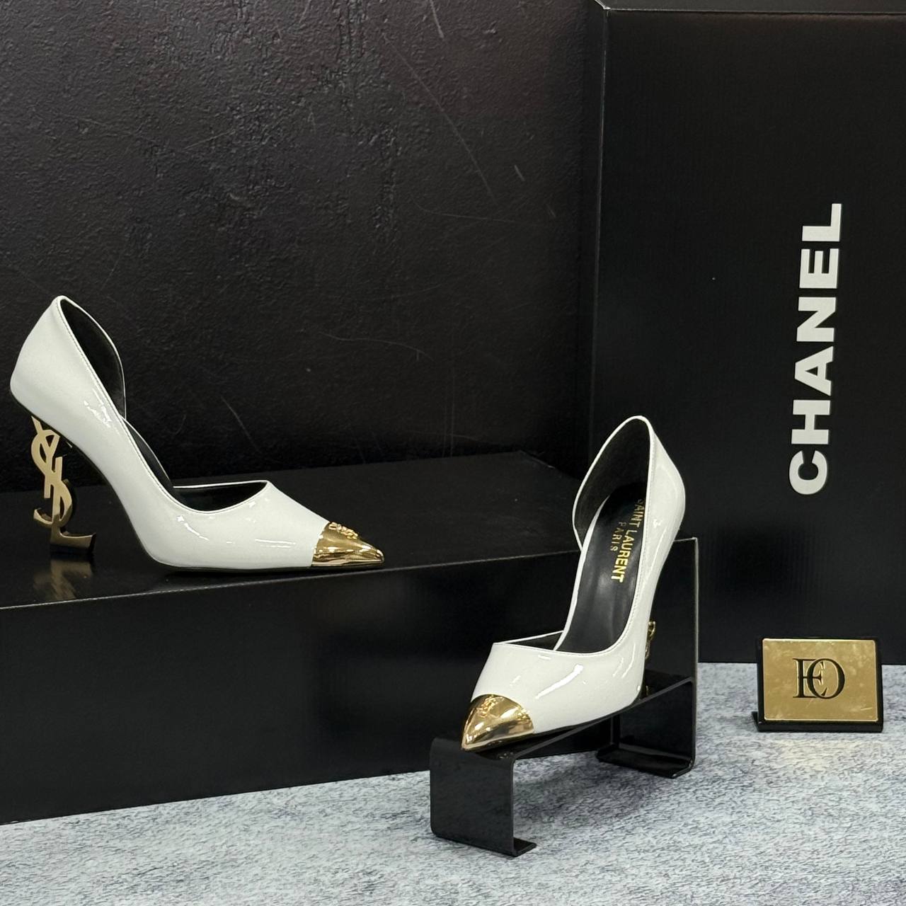 CC HIGH HEELS