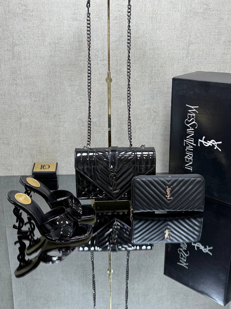 YVES SET