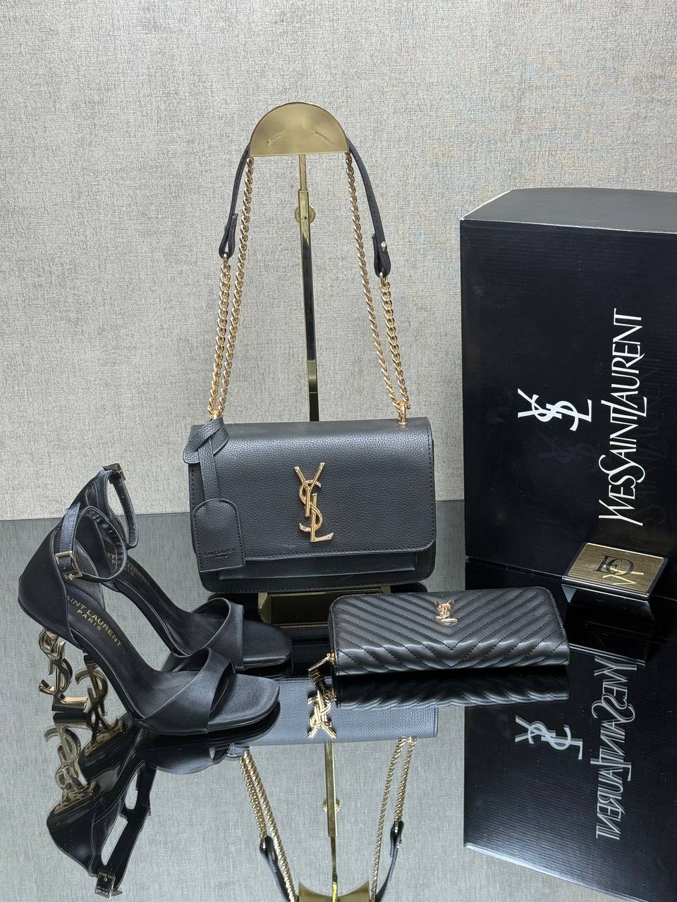 YVES SET