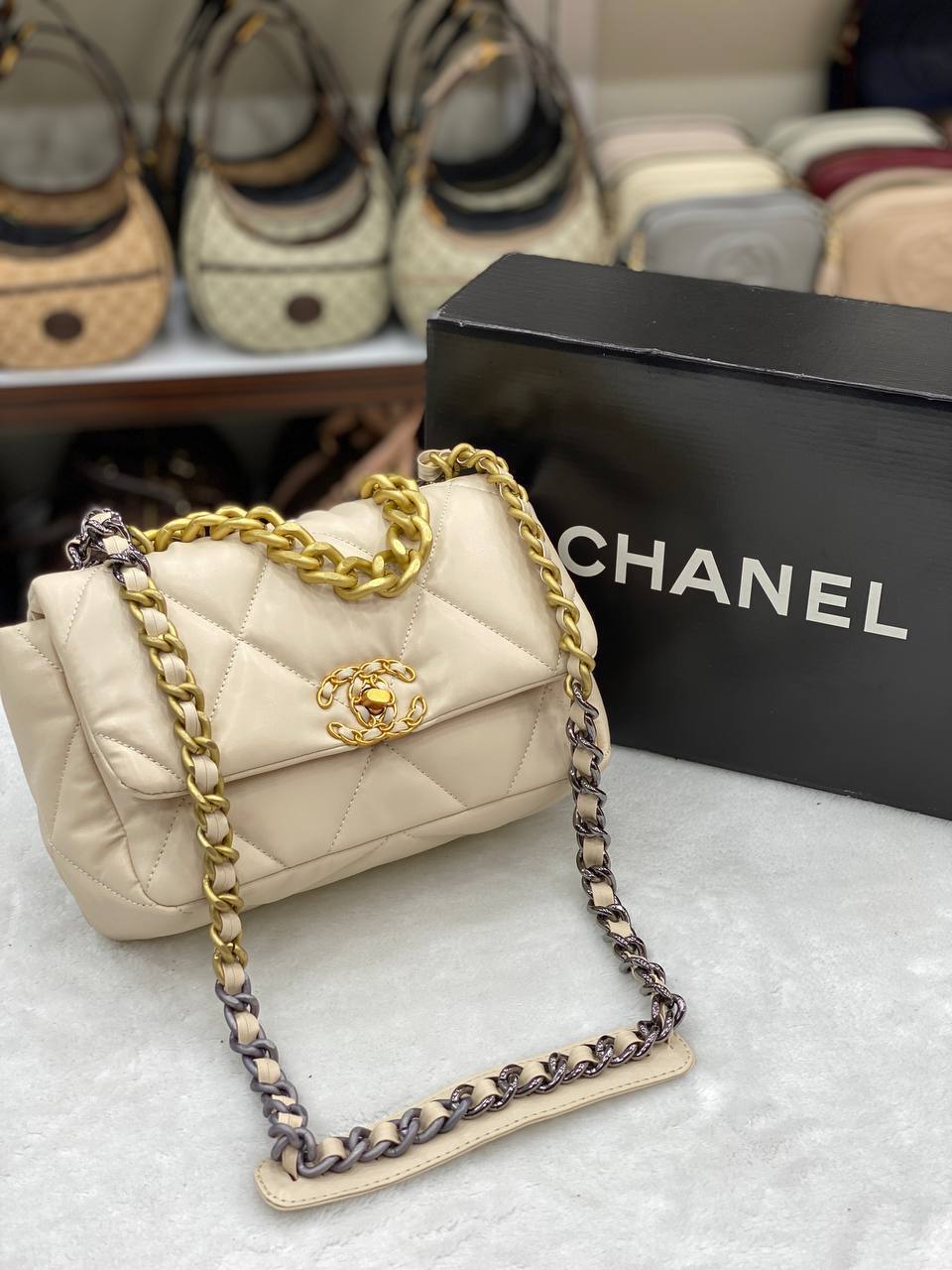 CC FLAP 19 BAG